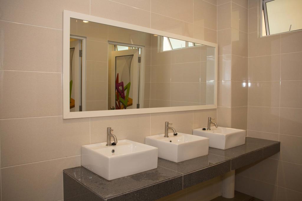 Qlassic Hotel Sepang Ngoại thất bức ảnh