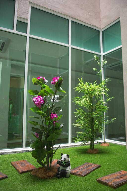 Qlassic Hotel Sepang Ngoại thất bức ảnh