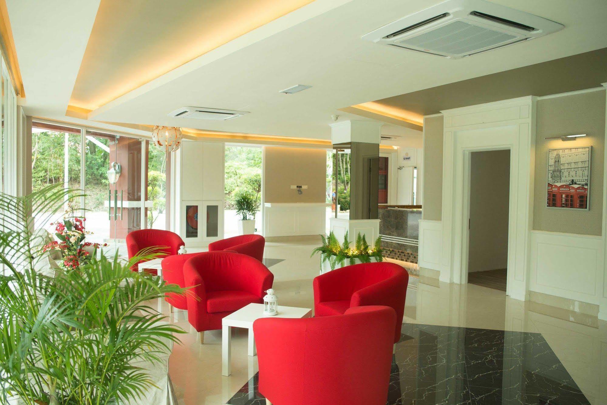 Qlassic Hotel Sepang Ngoại thất bức ảnh